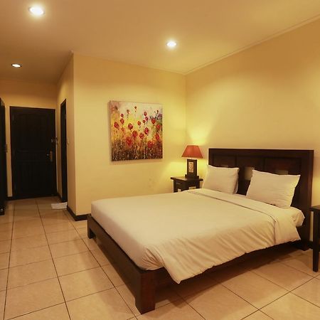 Hotel Intansari Denpasar  Exterior photo