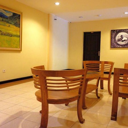 Hotel Intansari Denpasar  Exterior photo