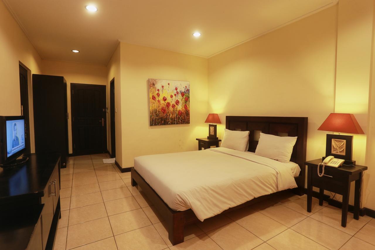 Hotel Intansari Denpasar  Exterior photo